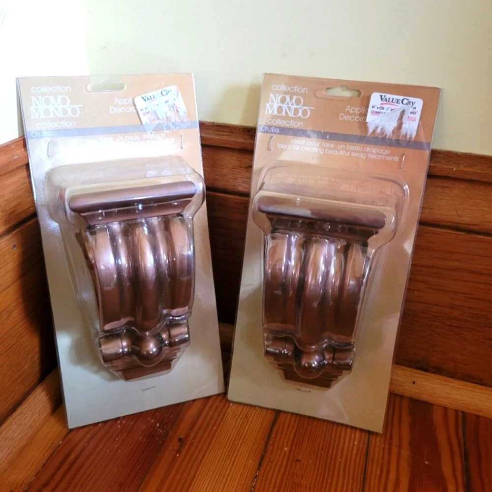Nwt NIP decorative drapery curtain sconce set x2 corbel